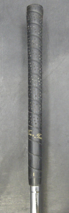 Performer Chipper Regular Steel Shaft Tour Tech Grip