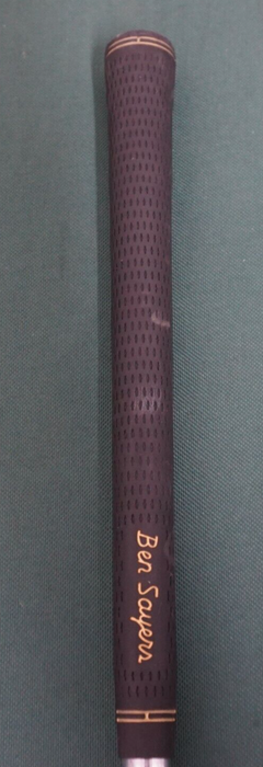 8968262