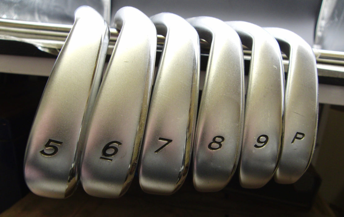 Set of 6x TaylorMade R9 Max Irons 5-PW Regular Graphite Shafts GolfPride Grips*