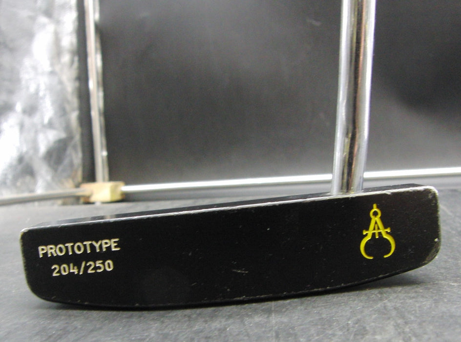 Gauge Design by David Whitlam Putter 84cm Length Steel Shaft Gauge Design Grip*