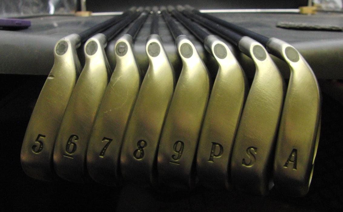 Set of 8x Callaway HawkEye Irons 5-SW+AW Regular Graphite Shafts*