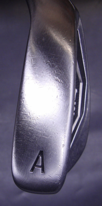 TaylorMade M4 Gap A Wedge Regular Graphite Shaft with Grip