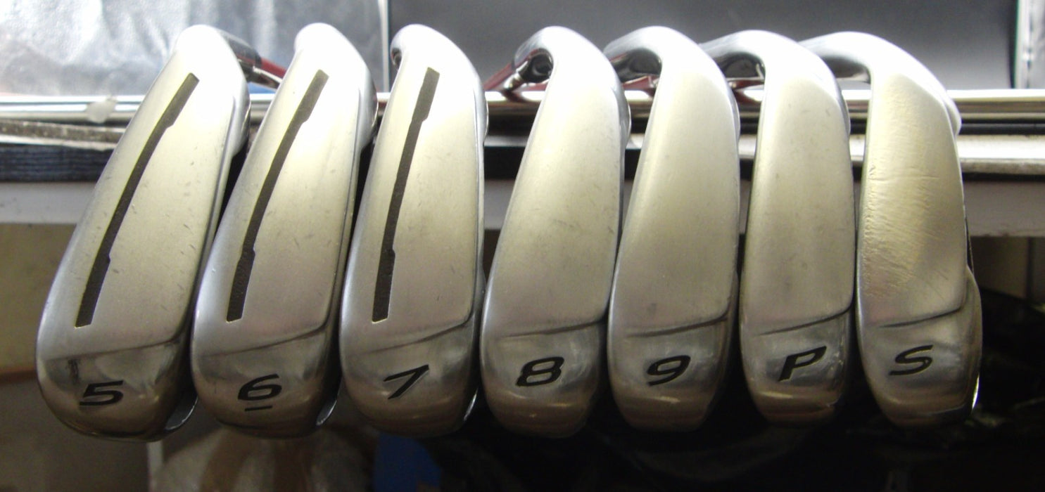 Set of 7x TaylorMade AeroBurner Irons 5-SW Regular Graphite Shafts Mixed Grips