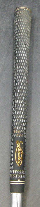 8956739