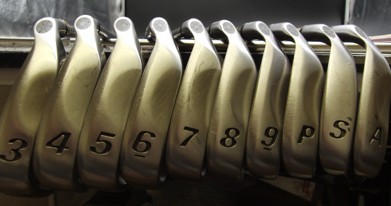 Set of Callaway Big Bertha Irons 3-GW + 10  Driver + 3 Wood + 5 Wood + Putter*