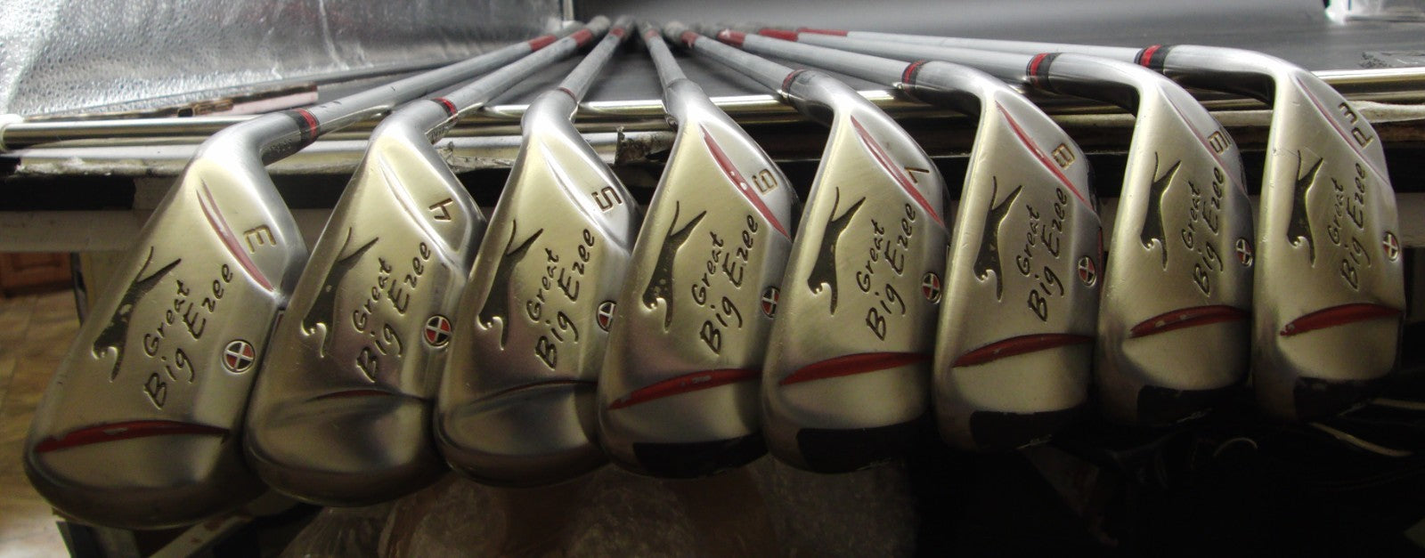 Set of 8x Slazenger Great Big Ezee 3-PW Irons Regular Graphite Shafts with Grips