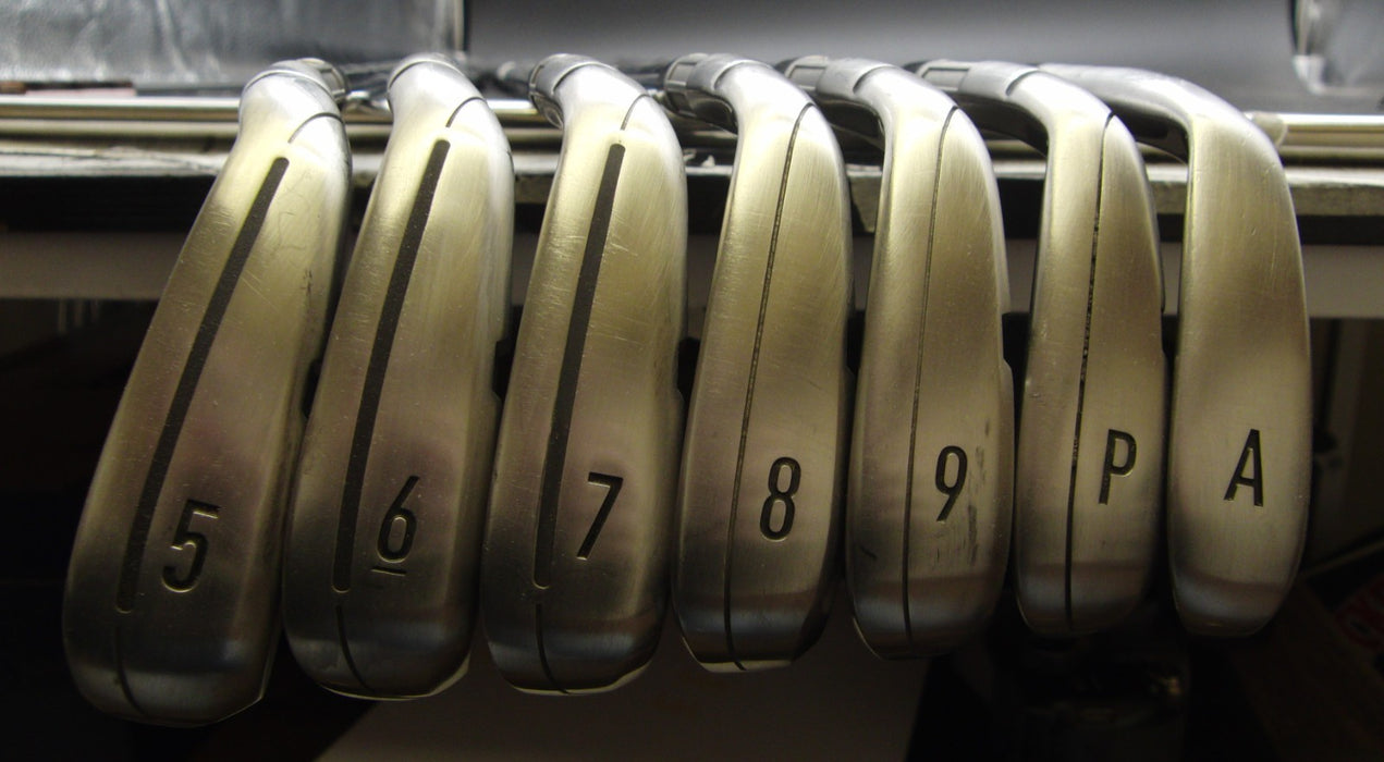 Set of 7x TaylorMade M4 Irons 5-PW+AW Stiff Steel Shafts Black Grips*