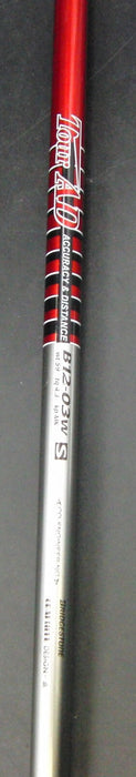 8956560