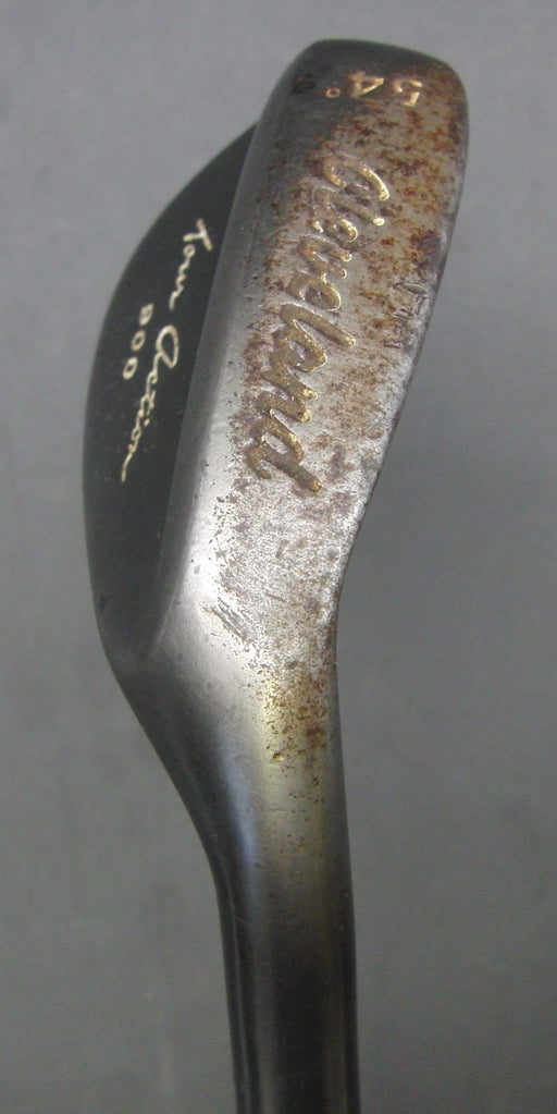 Cleveland Tour Action 900 54° Gap Wedge Regular Steel Shaft Iguana Golf Grip
