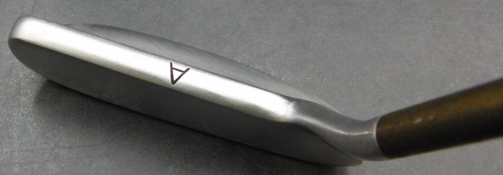 Tommy Armour Silver Scott Model 713 Putter Graphite Shaft 89cm Length GP Grip