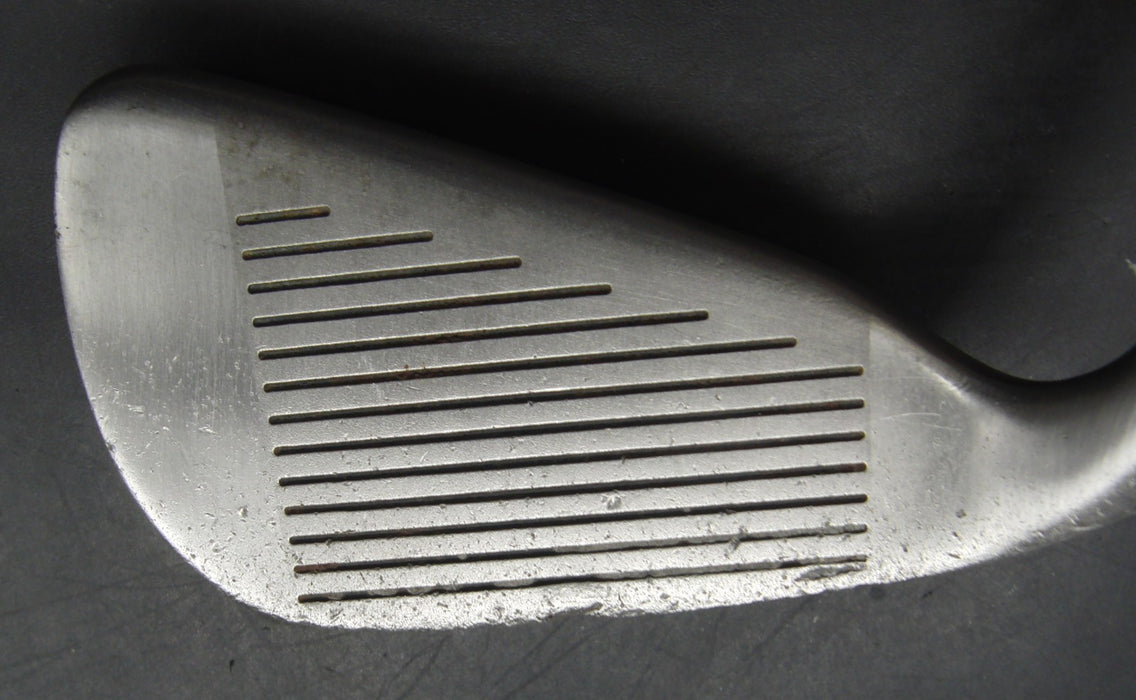 Dot V International 2 Iron Regular Graphite Shaft Balance Grip