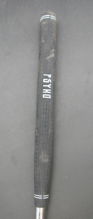 8868643