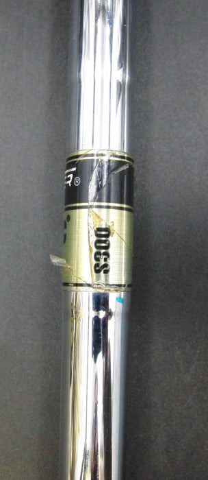 8968044