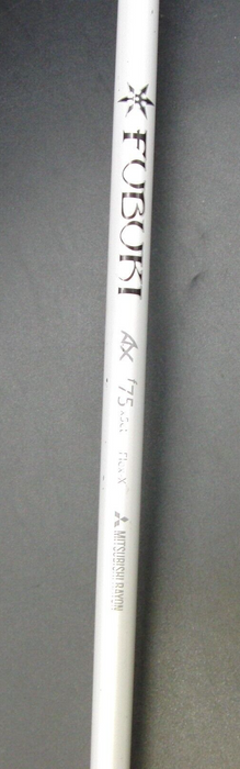 8968100