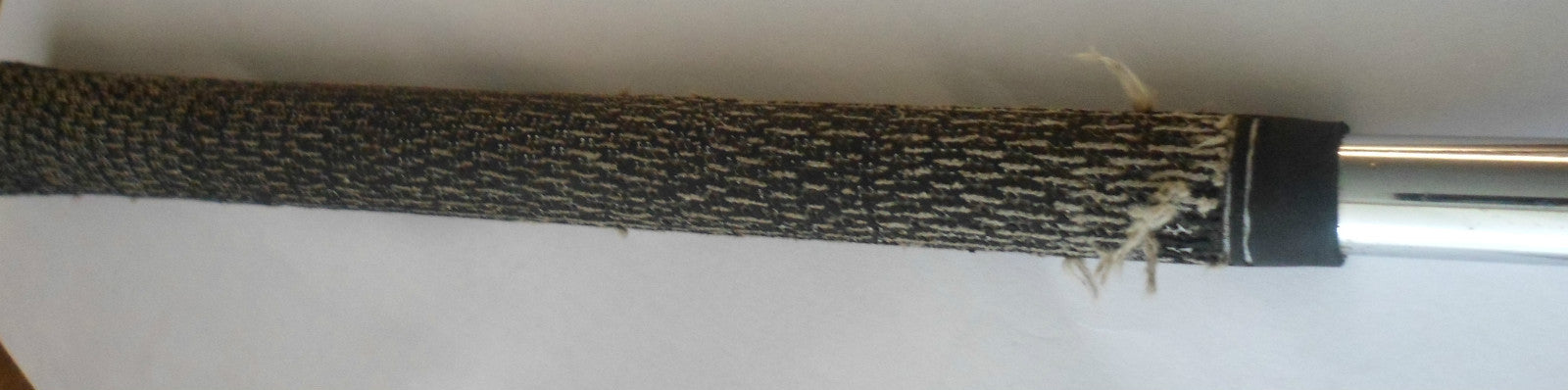 8971095