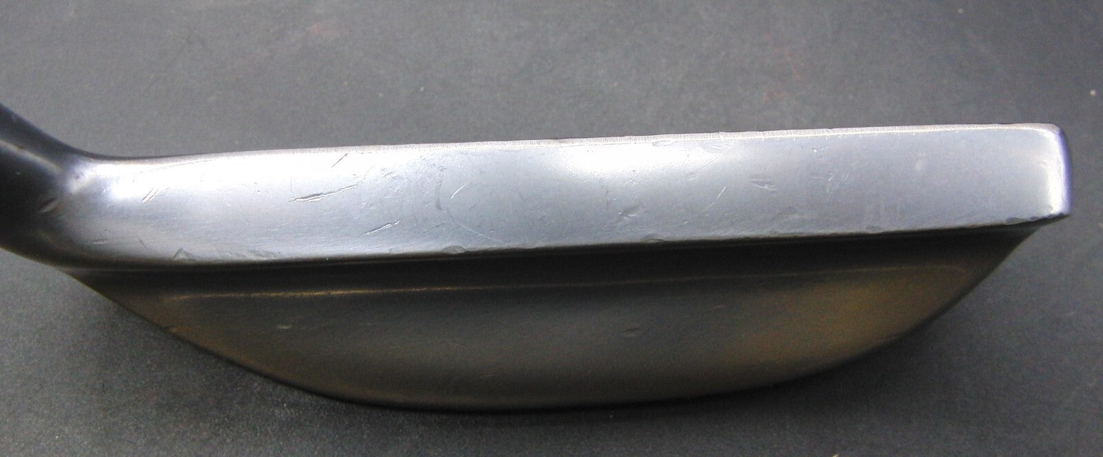 The Wilson 8802 Putter 86.5cm Playing Length Steel Shaft +Grip