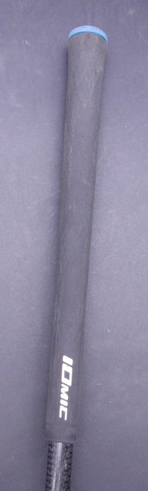 8960568