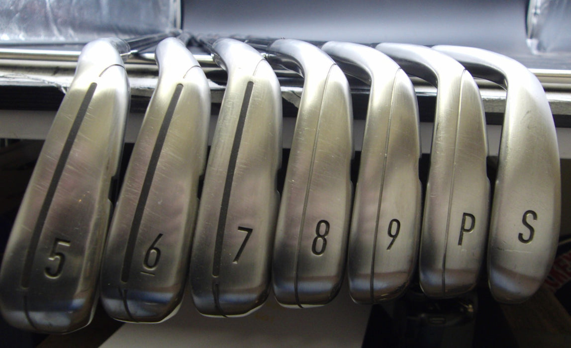 Set of 7x TaylorMade M4 2021 Irons 5-SW Stiff Graphite Shafts TaylorMade Grips*