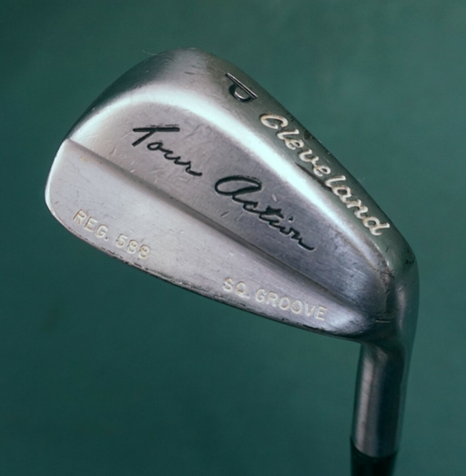 Cleveland Tour Action SQ Groove Pitching Wedge Stiff Steel Shaft