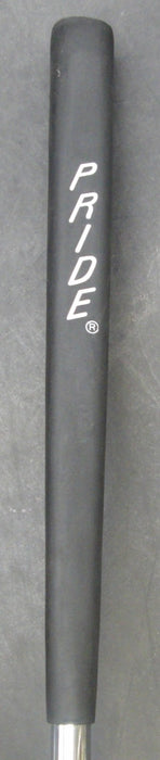 8957546