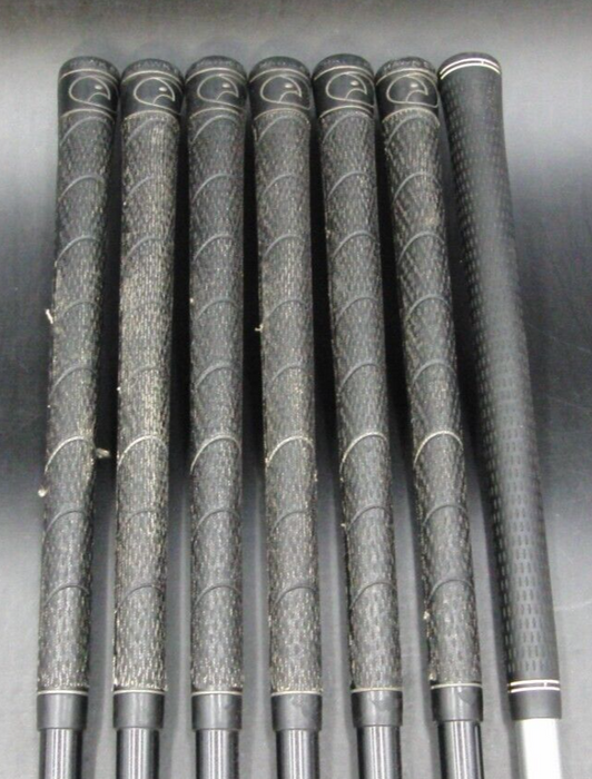 8980183