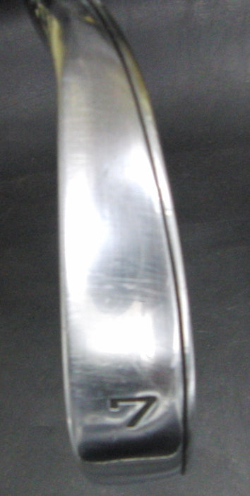 8966304