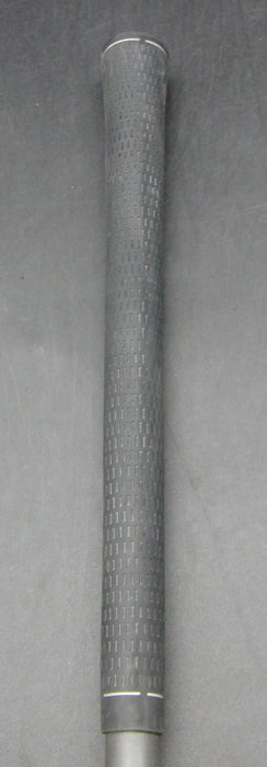 8973133