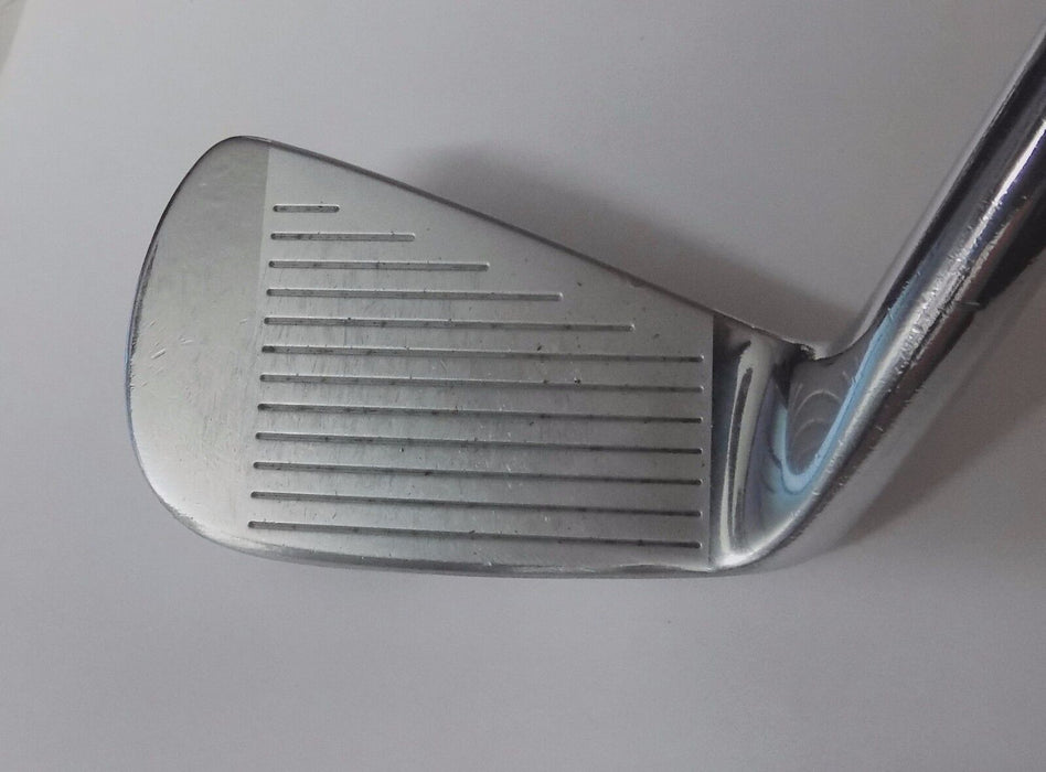 Titleist 690 MB Forged 6 Iron Dynamic Gold R300 Steel Shaft