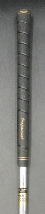 Professional 52° Gap Wedge Regular Steel Shaft Professional Grip